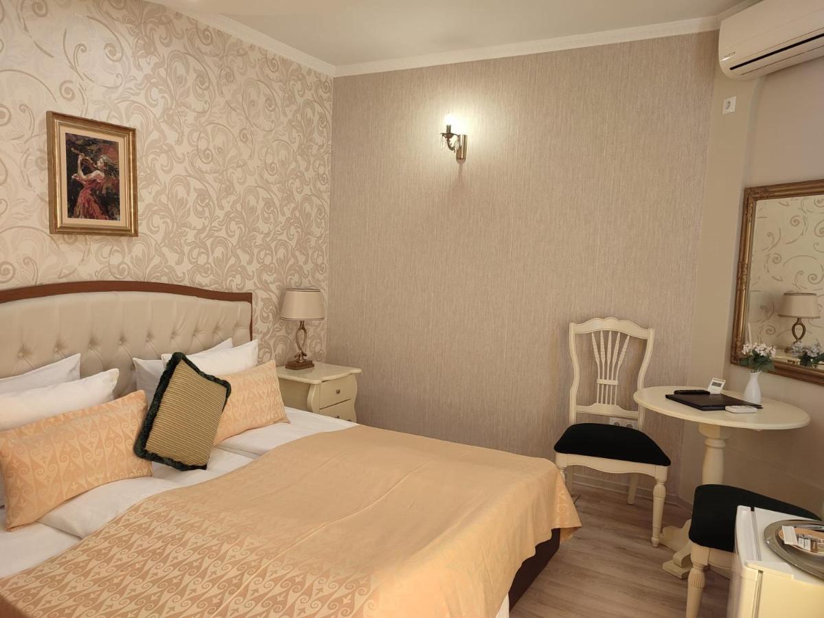 Отель Casa Alina Дева Экстерьер фото