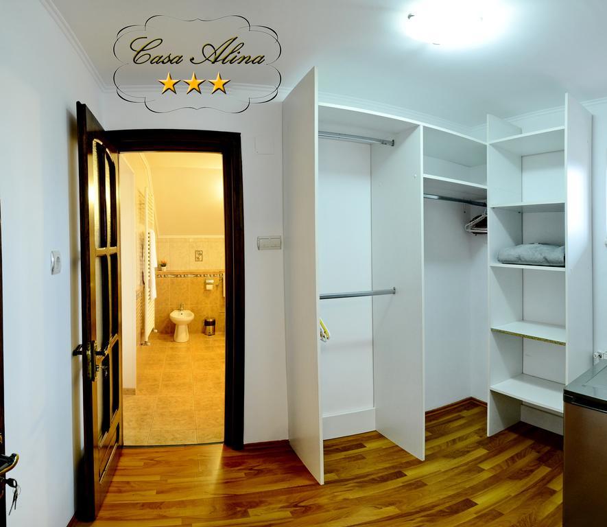 Отель Casa Alina Дева Экстерьер фото